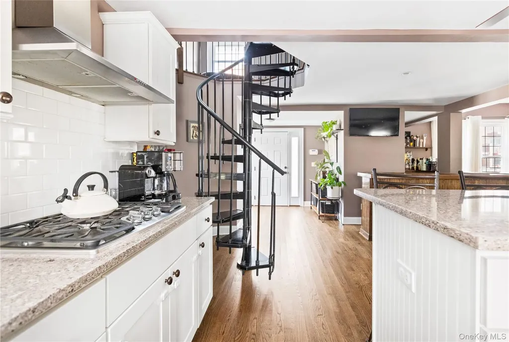 10 Maple Avenue Patchogue NY 11772