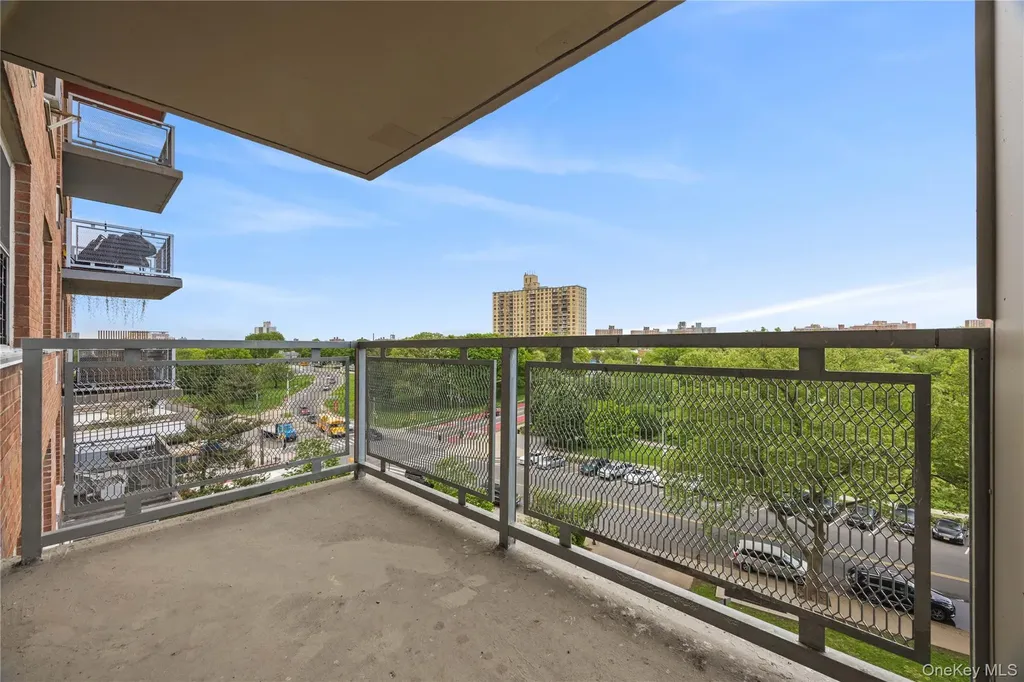 820 Boynton Avenue Bronx NY 10473