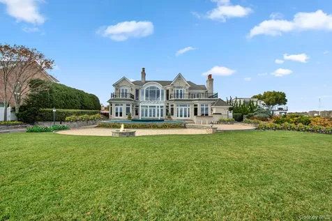 West Islip NY 11795