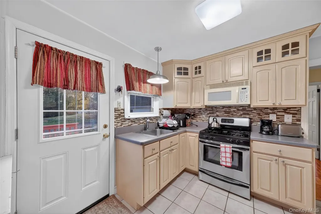14 Ruppert Road Poughkeepsie NY 12603