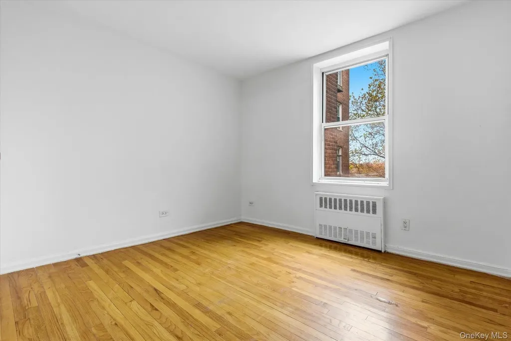60-11 Broadway Woodside NY 11377