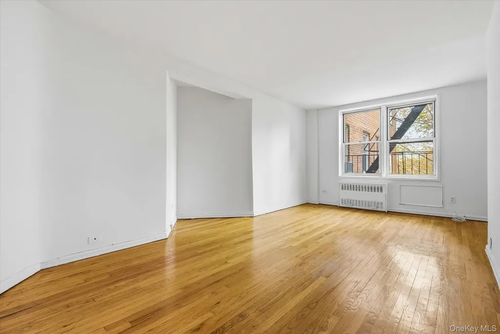 60-11 Broadway Woodside NY 11377