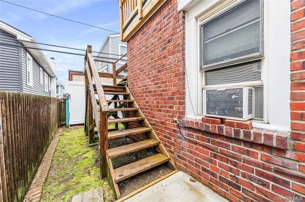 108 Atlantic Avenue Long Beach NY 11561