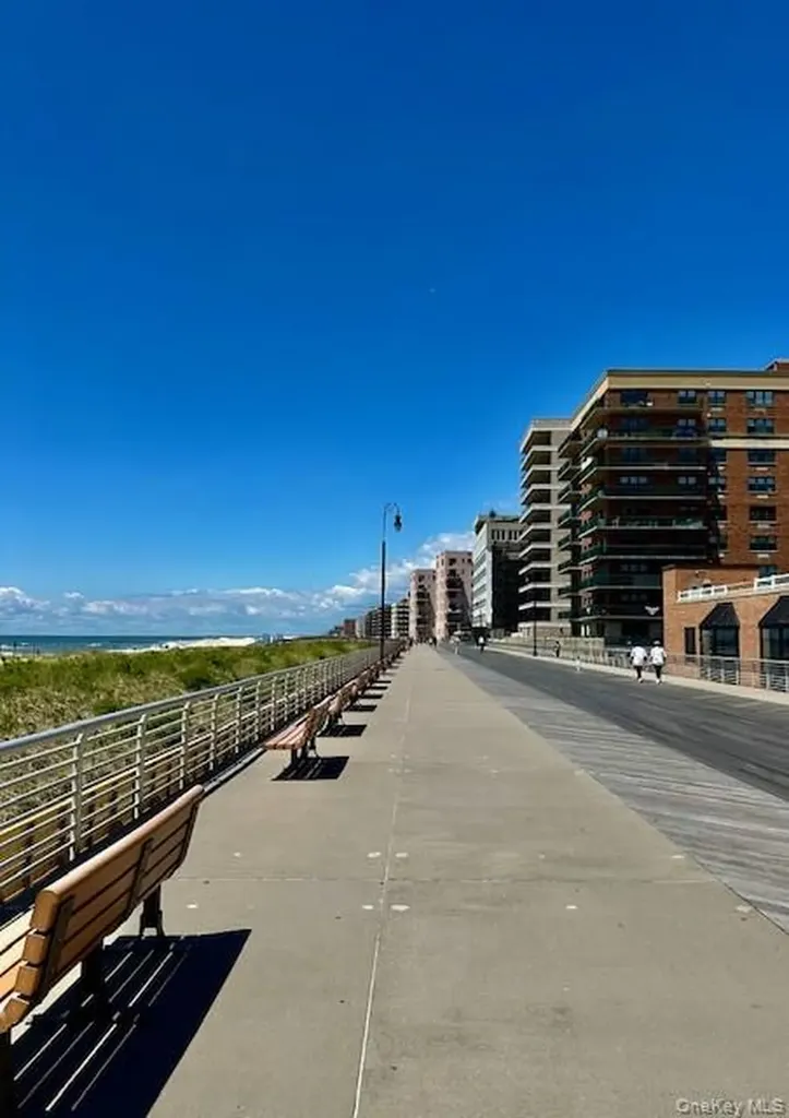 108 Atlantic Avenue Long Beach NY 11561