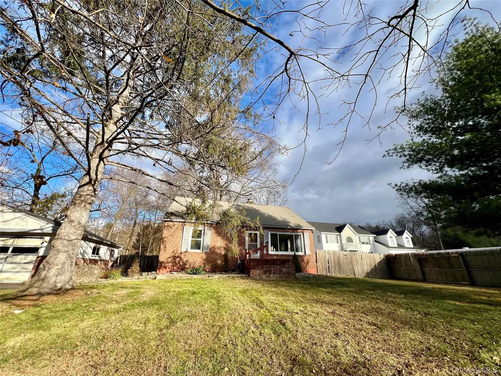 3 Davis Road Poughkeepsie NY 12603