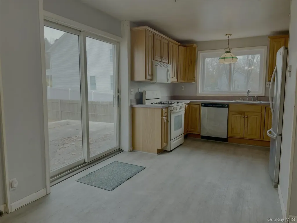 3 Davis Road Poughkeepsie NY 12603