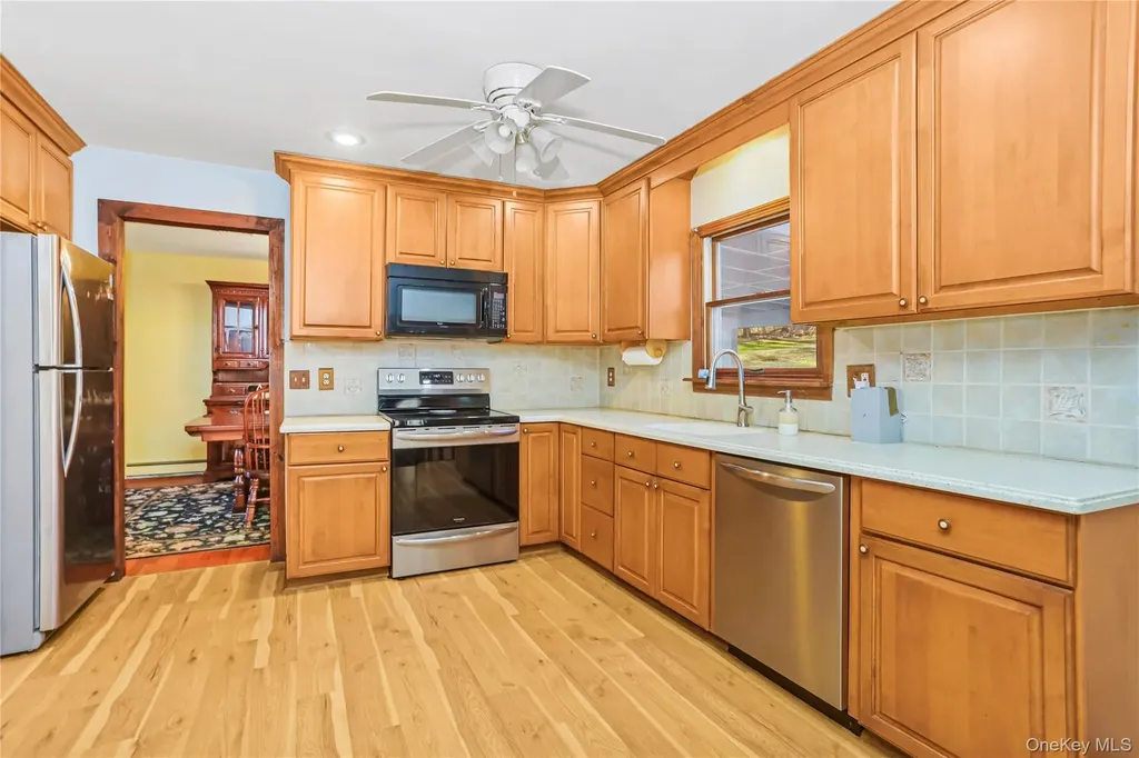 63 Farview Road Carmel NY 10512