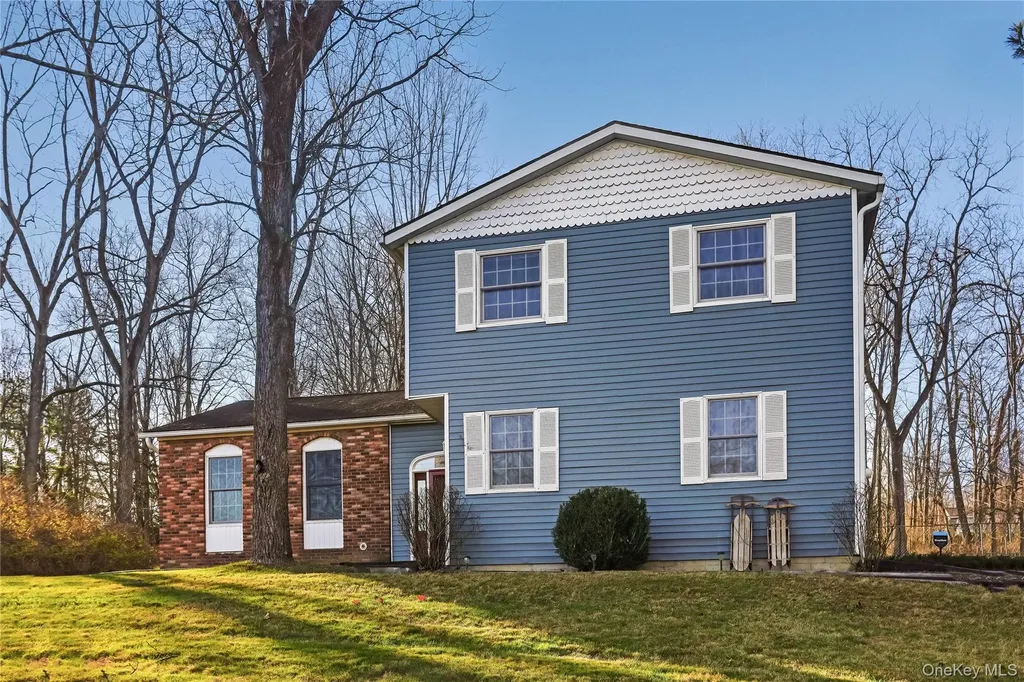 63 Farview Road Carmel NY 10512