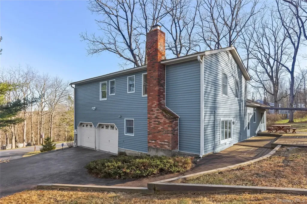 63 Farview Road Carmel NY 10512