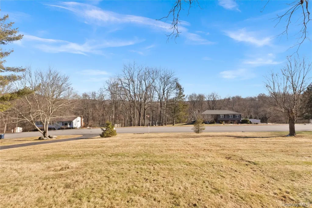 63 Farview Road Carmel NY 10512