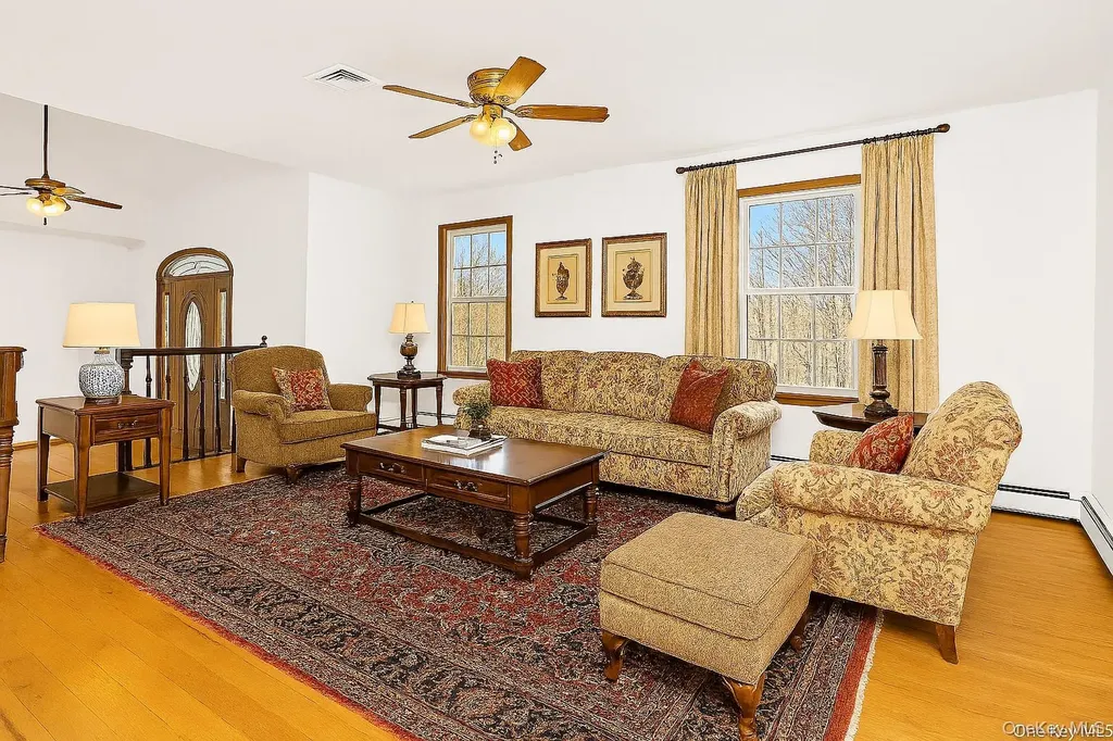 63 Farview Road Carmel NY 10512