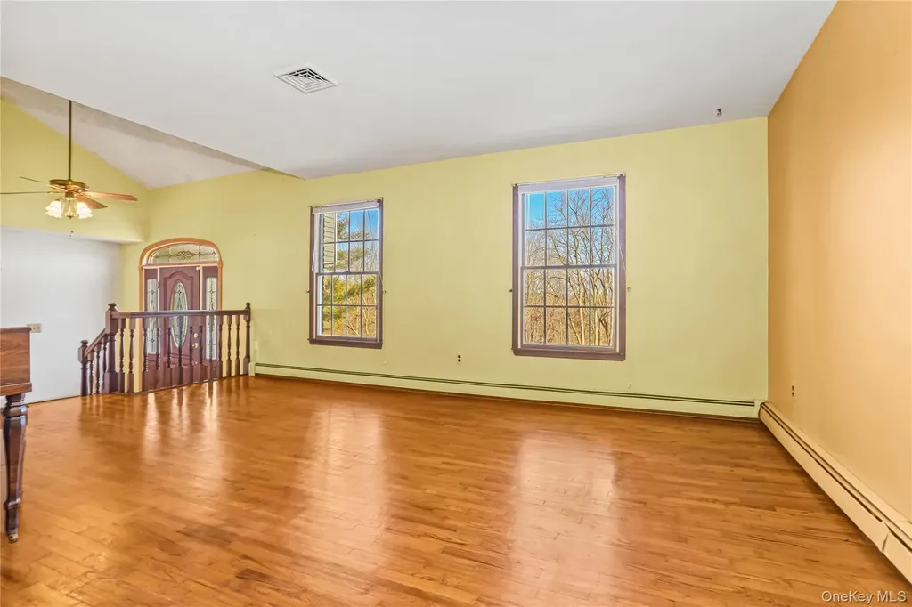 63 Farview Road Carmel NY 10512