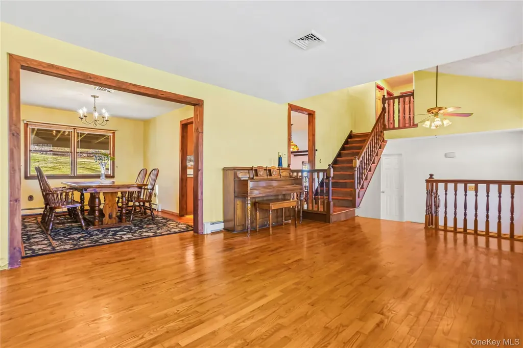 63 Farview Road Carmel NY 10512