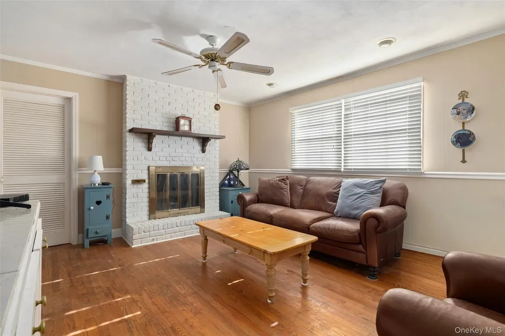 6 White Birch Drive Babylon NY 11702