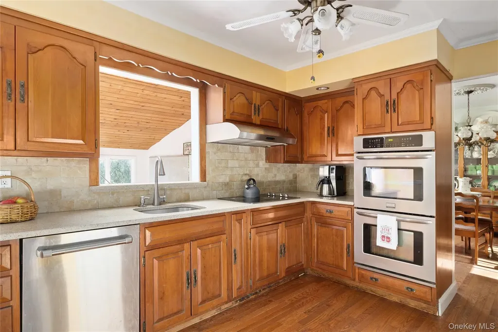 6 White Birch Drive Babylon NY 11702