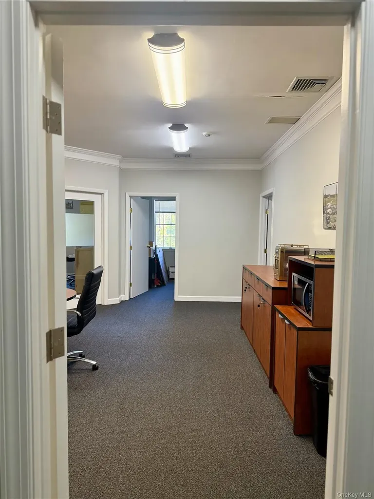 153 Broadway 2nd Floor Hawthorne NY 10532