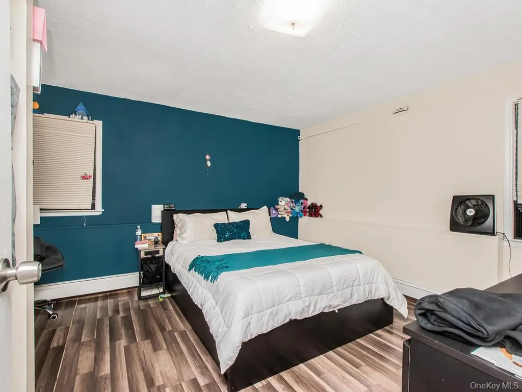 127 Bellevue Place Yonkers NY 10703