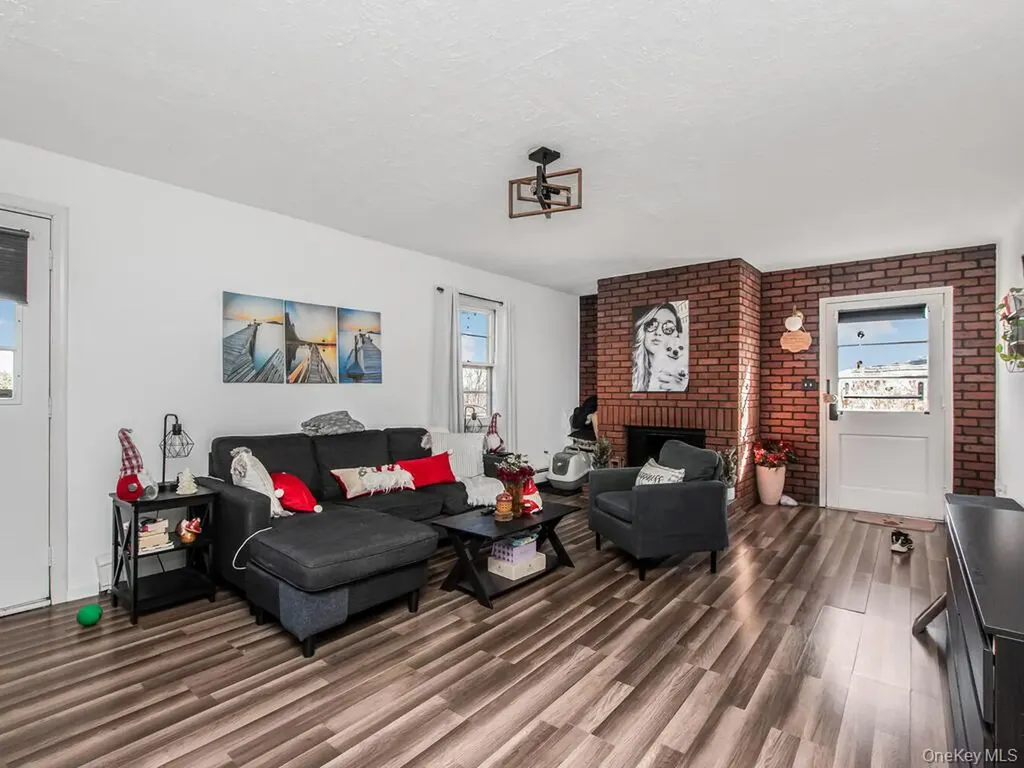 127 Bellevue Place Yonkers NY 10703