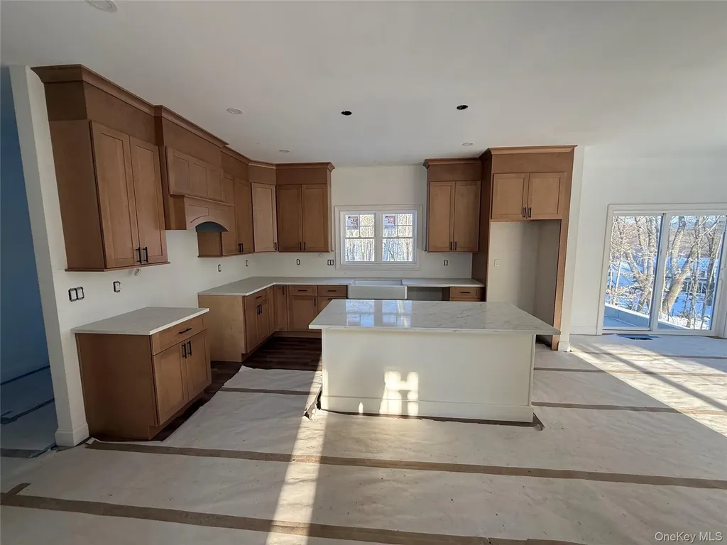 48 W Corbett Road Montgomery NY 12549