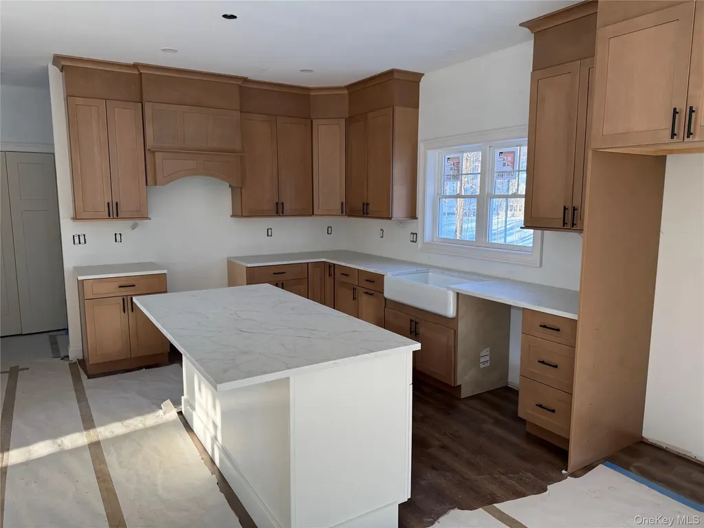 48 W Corbett Road Montgomery NY 12549