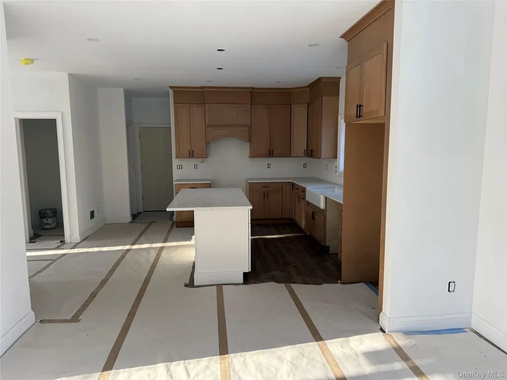 48 W Corbett Road Montgomery NY 12549