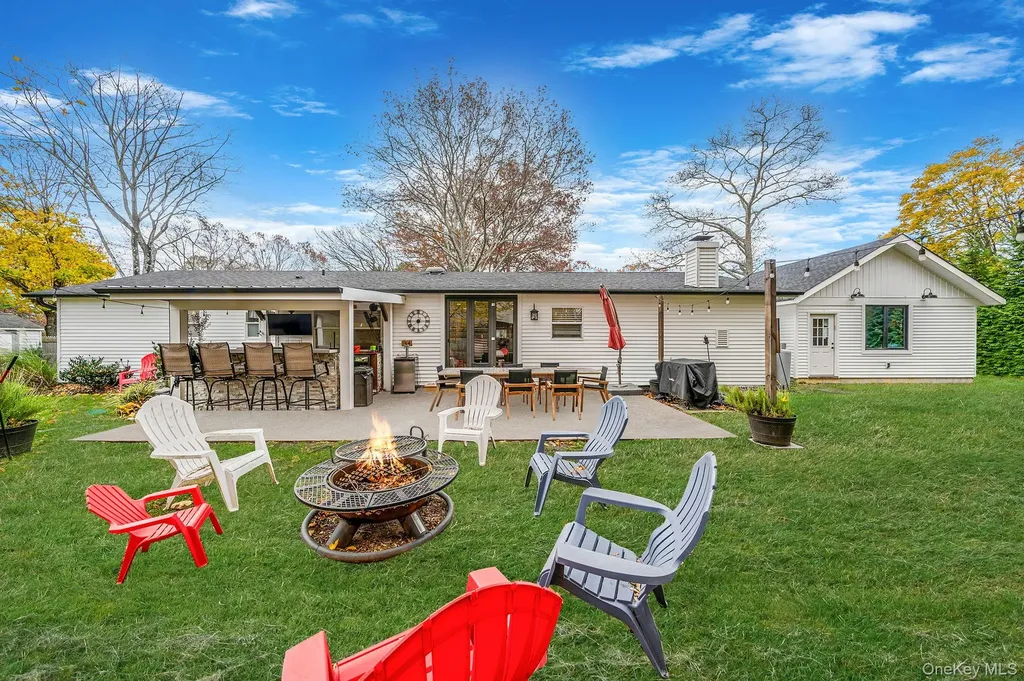3 Vee Jay Drive Shoreham NY 11786