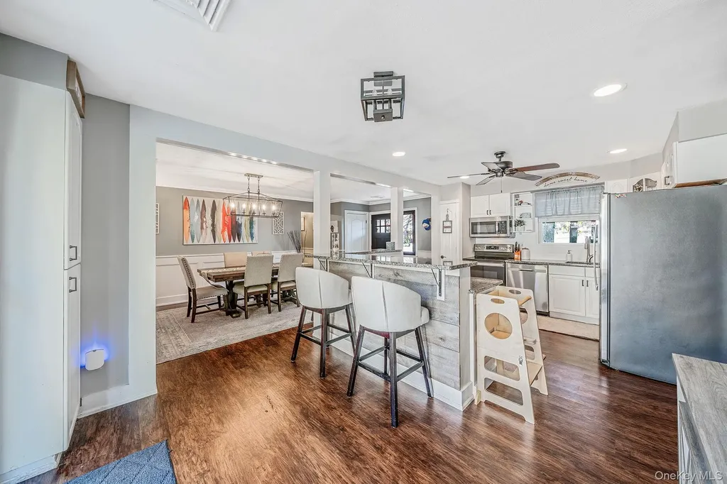 3 Vee Jay Drive Shoreham NY 11786