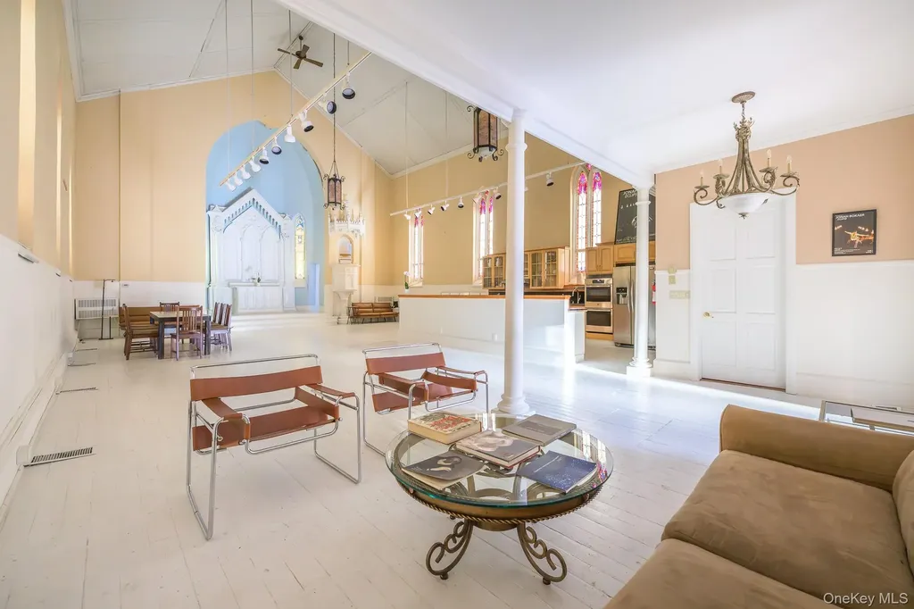 428 State Street Hudson NY 12534