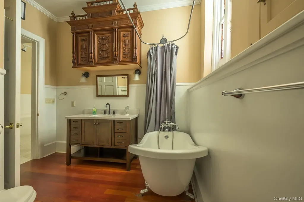 428 State Street Hudson NY 12534