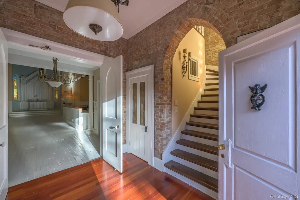 428 State Street Hudson NY 12534