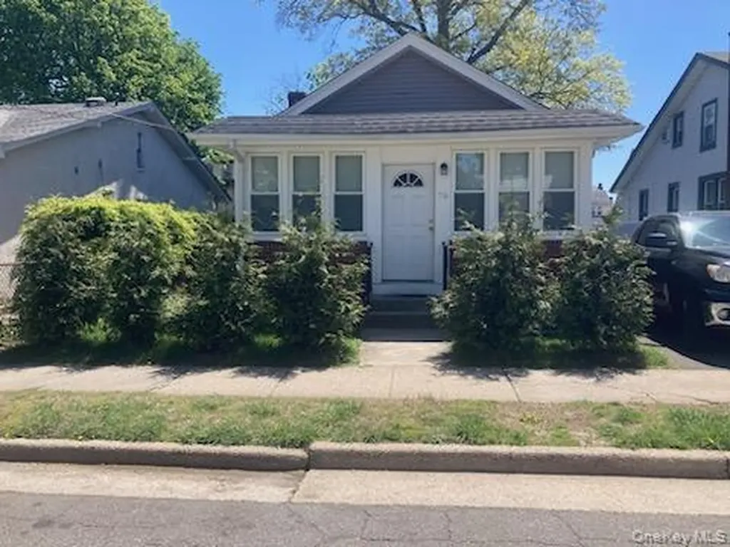 76 Van Cott Avenue Hempstead NY 11550