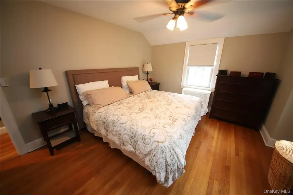 15 Beacon Hill Road Ardsley NY 10502
