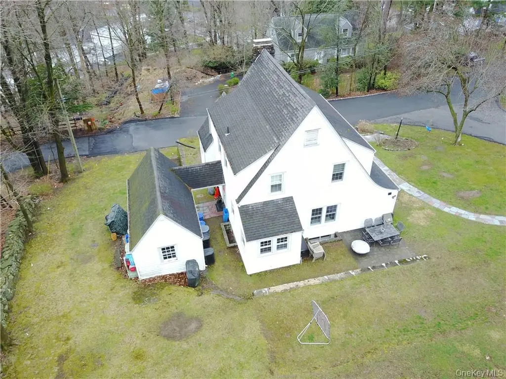 15 Beacon Hill Road Ardsley NY 10502