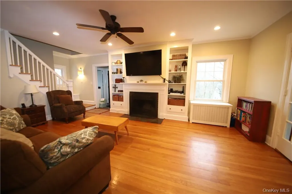 15 Beacon Hill Road Ardsley NY 10502