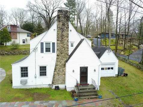 15 Beacon Hill Road Ardsley NY 10502