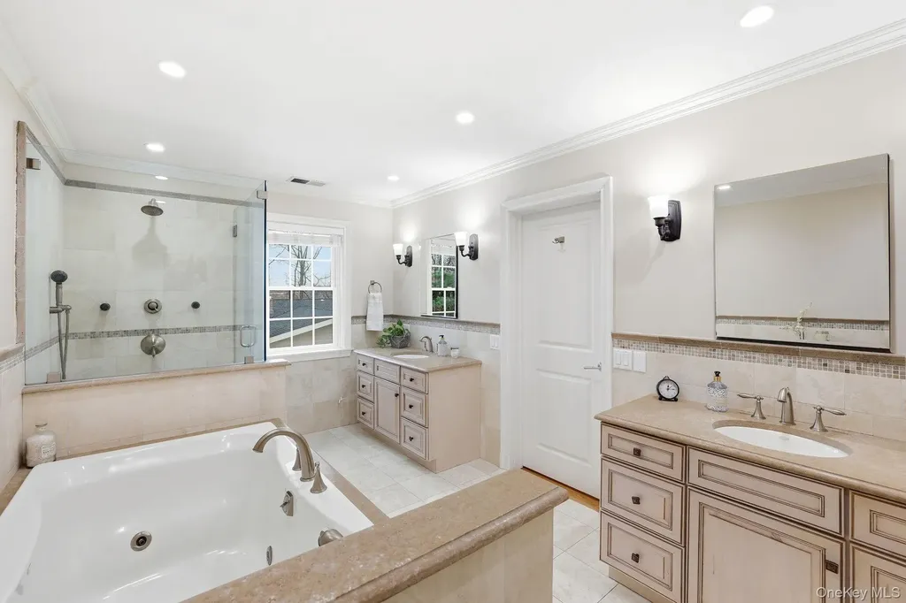 25 Andrea Lane Scarsdale NY 10583