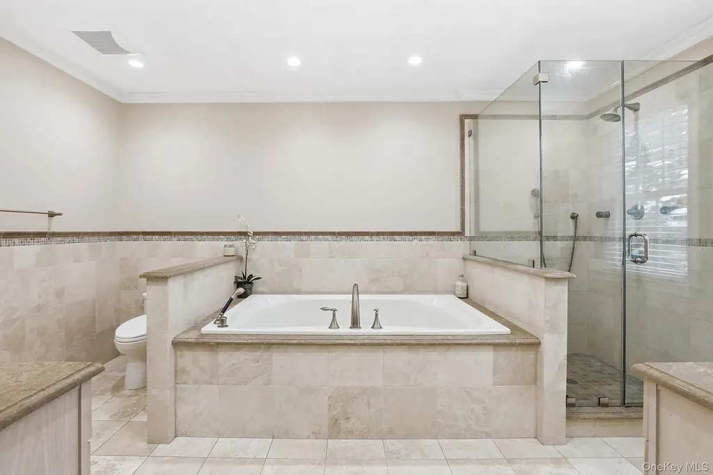 25 Andrea Lane Scarsdale NY 10583