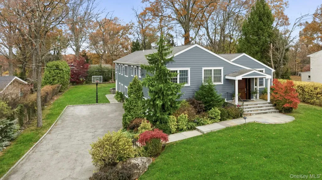 25 Andrea Lane Scarsdale NY 10583