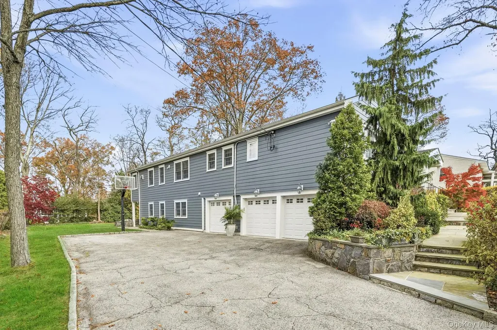 25 Andrea Lane Scarsdale NY 10583