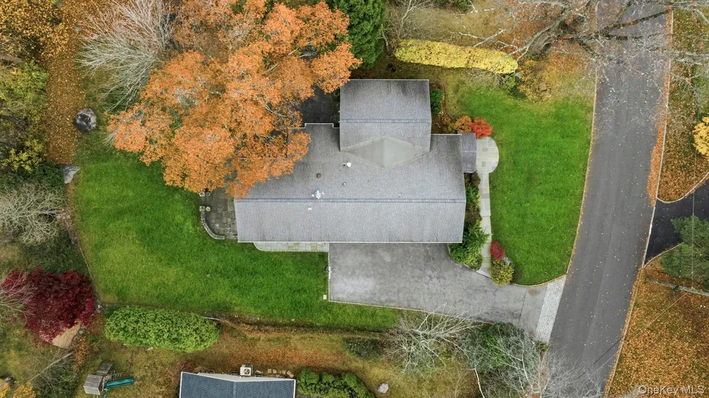 25 Andrea Lane Scarsdale NY 10583