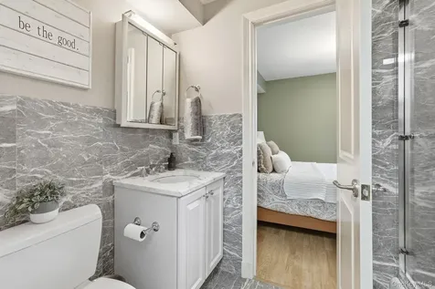 25 Andrea Lane Scarsdale NY 10583