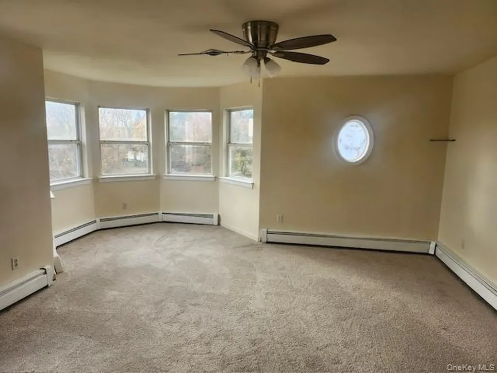 4 Gatz Road Riverhead NY 11901