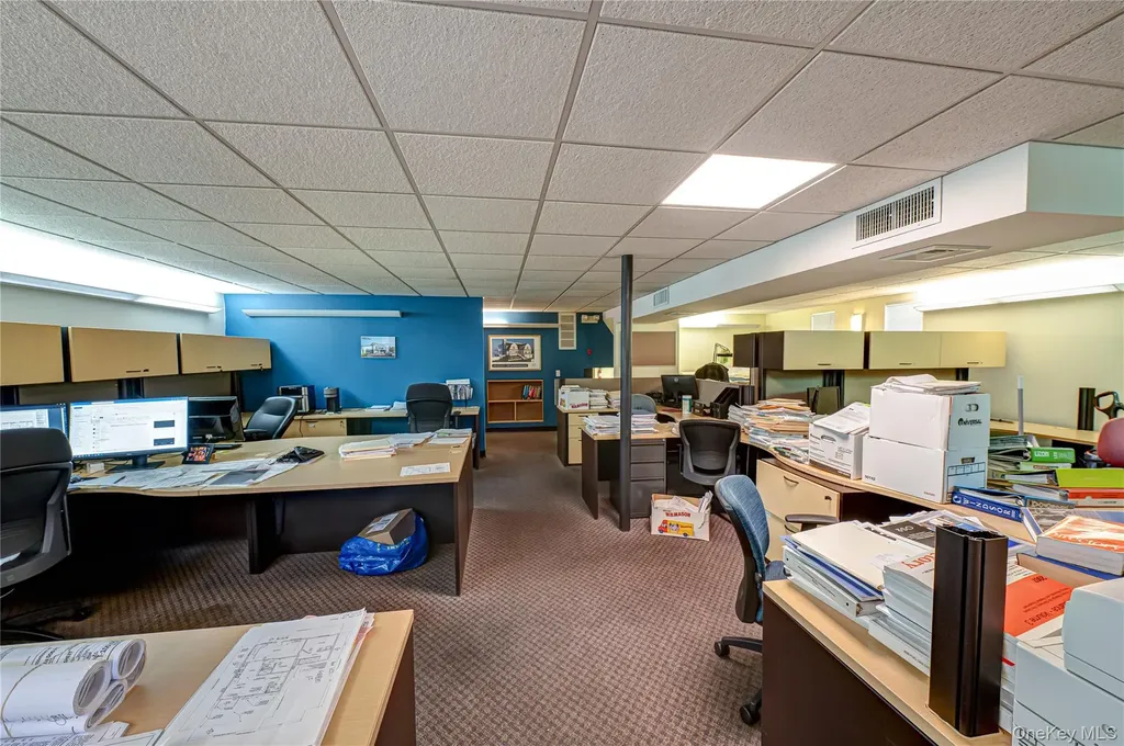159 Broadway Amityville NY 11701