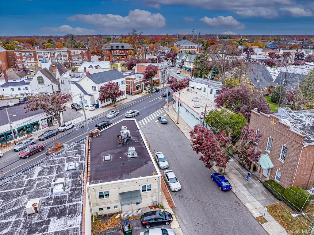 159 Broadway Amityville NY 11701
