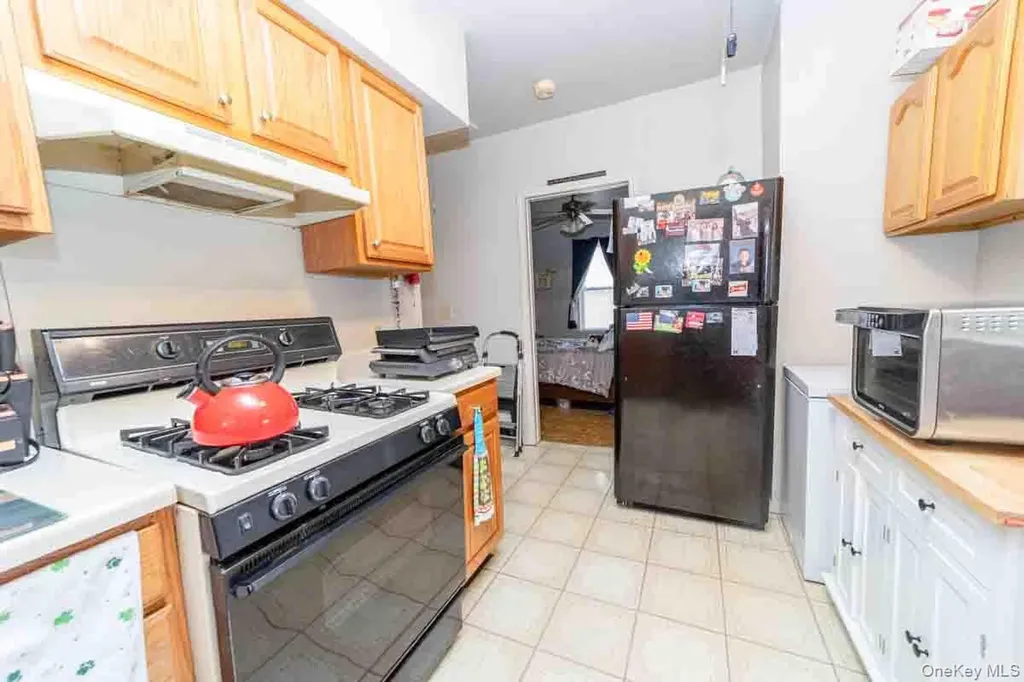 807 Abbey Avenue Maybrook NY 12543