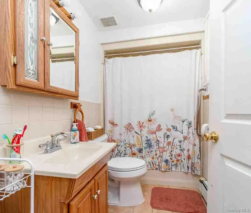 807 Abbey Avenue Maybrook NY 12543