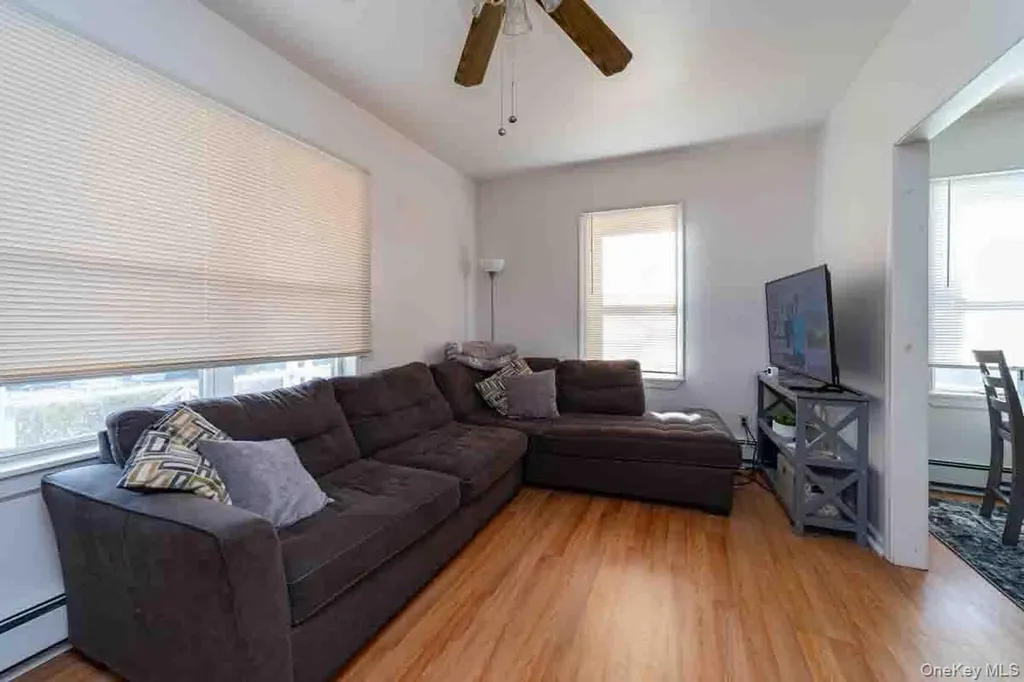 807 Abbey Avenue Maybrook NY 12543