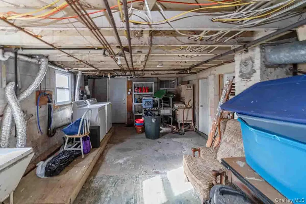 807 Abbey Avenue Maybrook NY 12543