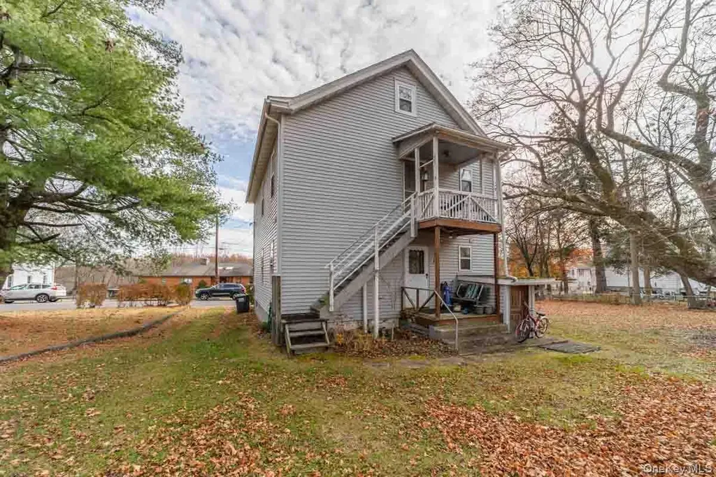 807 Abbey Avenue Maybrook NY 12543