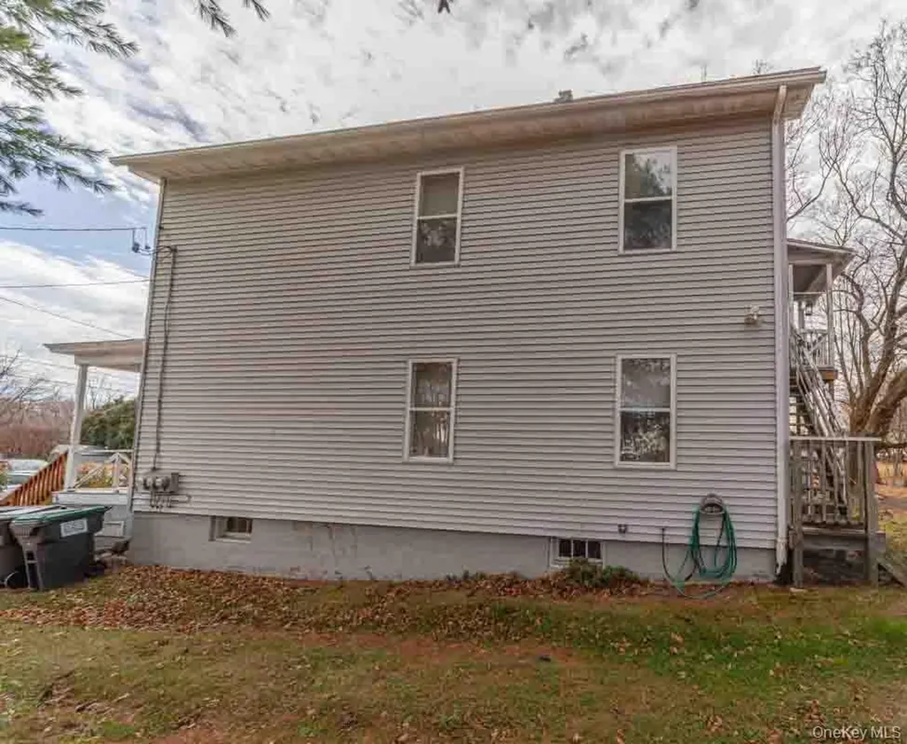 807 Abbey Avenue Maybrook NY 12543